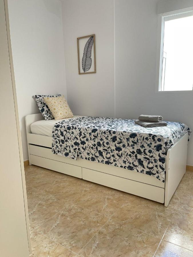Uim Mediterraneo Poeta 4 Wifi Sagunto エクステリア 写真